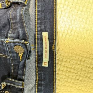 High Rise straight 724 LEVI jeans size 33
